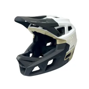Casco INTEGRA Sport blanco y verde militar con mentonera fija, ventilación avanzada y diseño premium para patinetes eléctricos y MTB